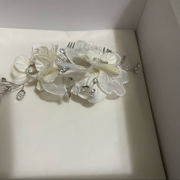NWT-Crystal Bridal Hairpiece - Picture 2 of 7